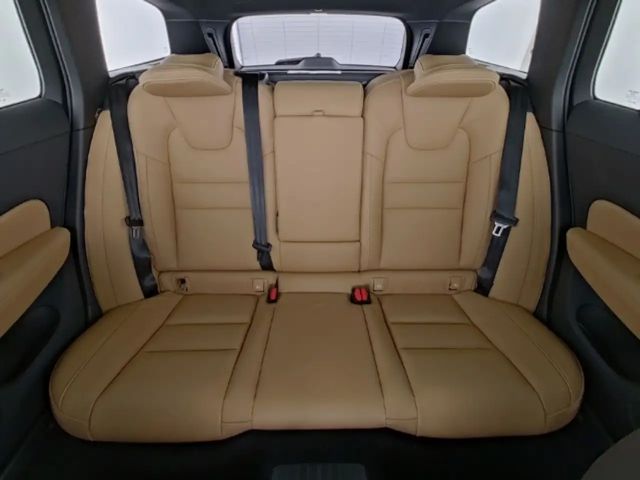 Volvo V60 Dark Recharge T6 Ultra