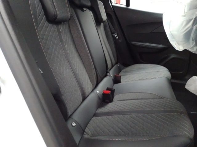 Peugeot 2008 Allure Pack Hybrid