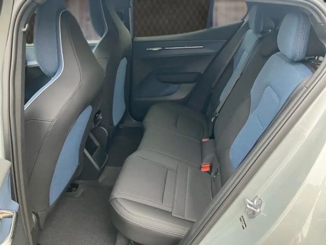 Volvo EX30 Extended range Plus Single motor