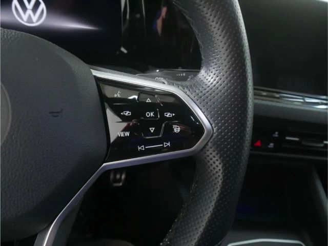 Volkswagen Golf 1.5 eTSI DSG R-Line Variant