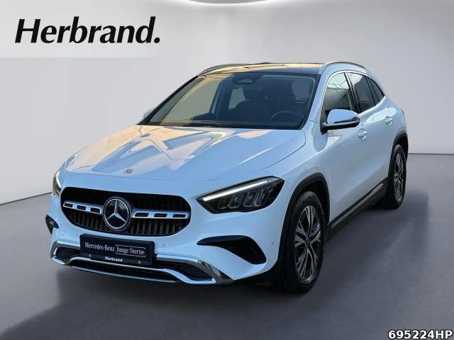 Mercedes-Benz GLA 180 Progressive