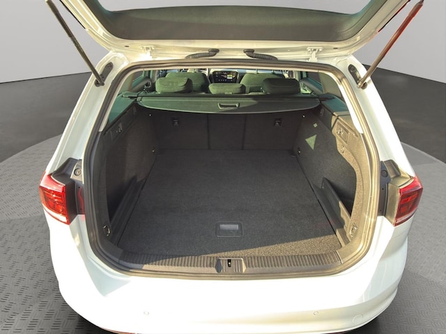 Volkswagen Passat 2.0 TDI Business DSG Variant