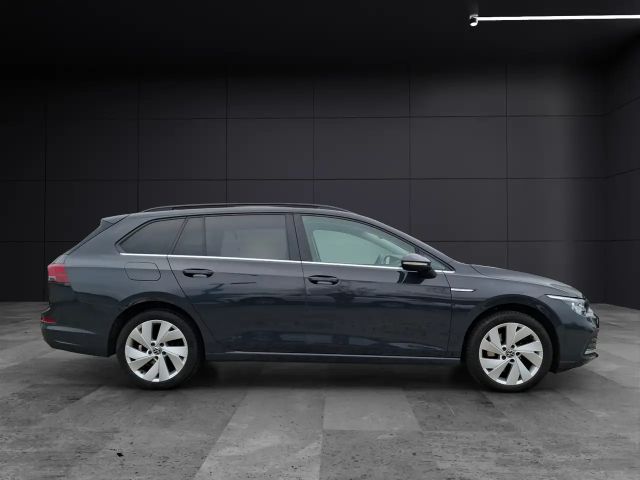 Volkswagen Golf DSG Golf VIII Style Variant