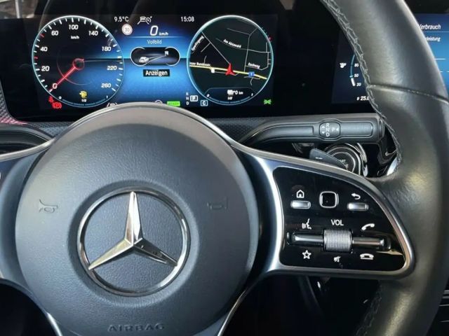 Mercedes-Benz CLA 250 CLA 250 e Coupé