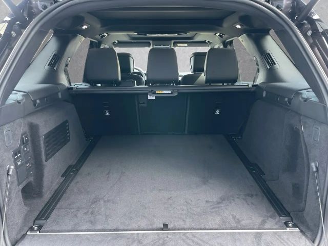 Land Rover Discovery D300 Dynamic SE