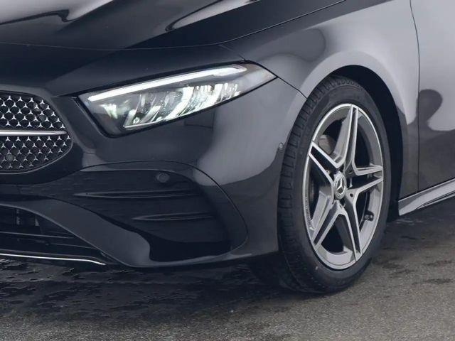 Mercedes-Benz A 180 AMG Line