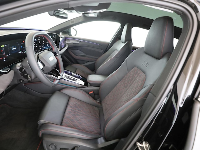 Audi A6 Avant Quattro S-Tronic