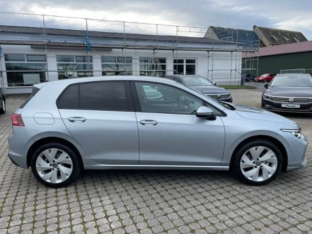 Volkswagen Golf 1.5 TSI Golf VIII Life