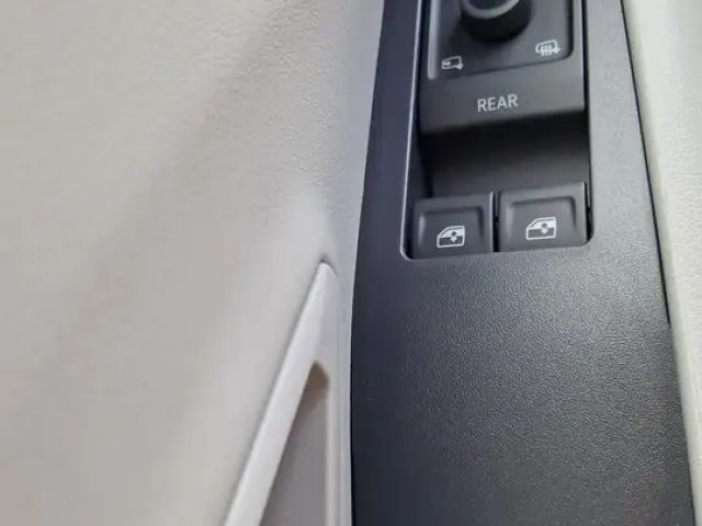 Ford Capri Premium RWD