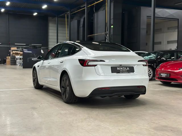 Tesla Model 3 AWD Long Range