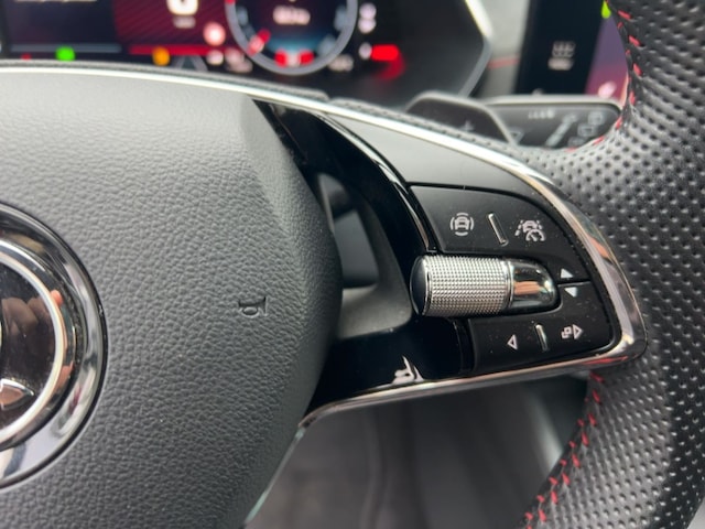 Skoda Octavia 1.4 TSI Combi RS iV