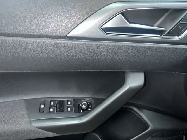 Volkswagen Taigo 1.0 TSI DSG R-Line