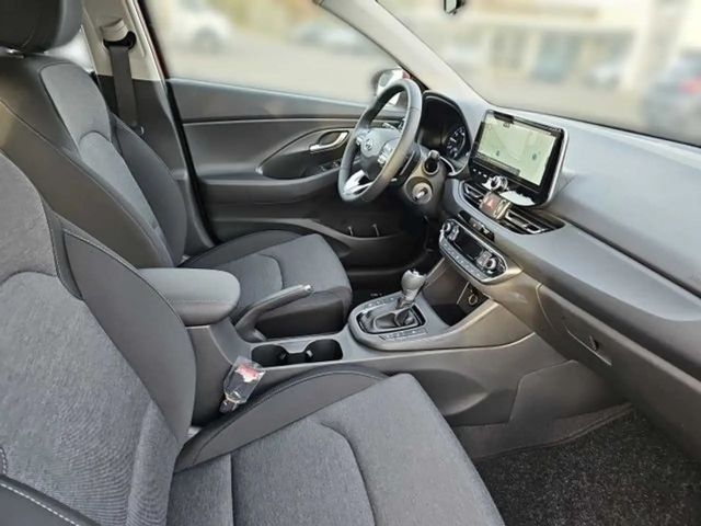 Hyundai i30 Hybrid T-GDi Trend