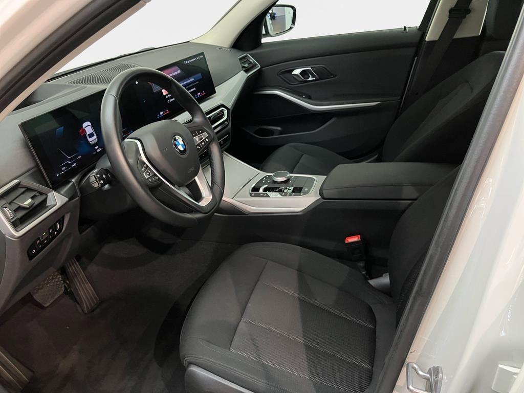 BMW 320 320i Sedan xDrive