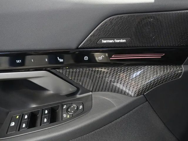 BMW 520 520i M-Sport Sedan