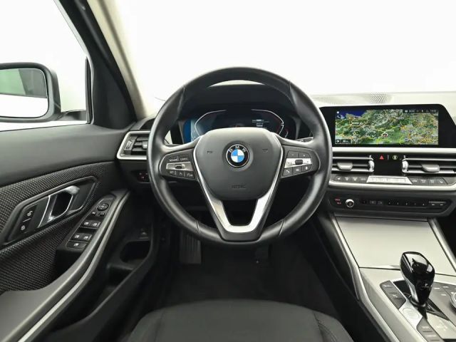 BMW 320 320d xDrive
