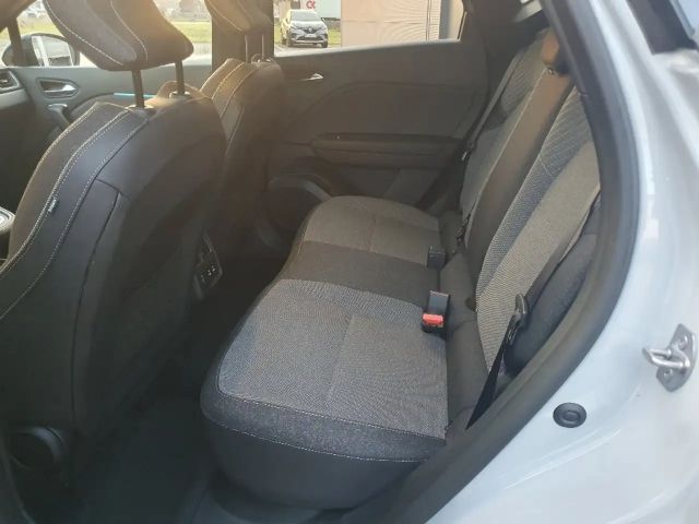 Renault Captur EDC Hybrid Techno