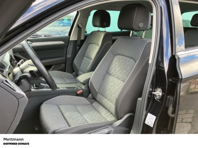 Volkswagen Passat 1.5 TSI Business DSG Variant