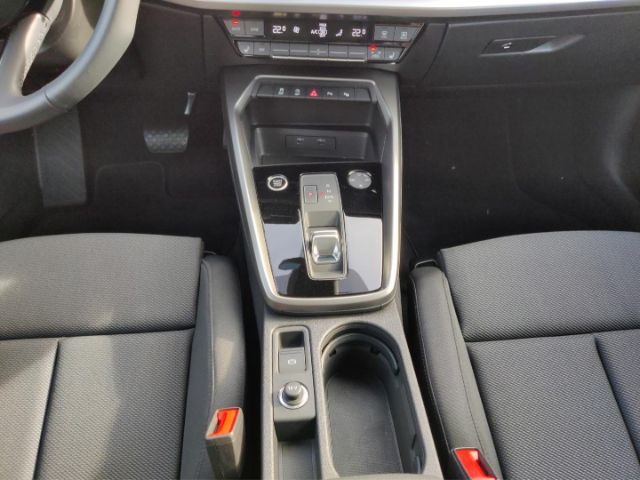 Audi A3 35 TFSI S-Line S-Tronic Sportback