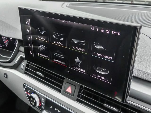 Audi A4 40 TFSI Quattro Sedan