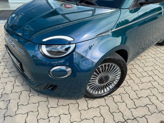Fiat 500e 42 kWh