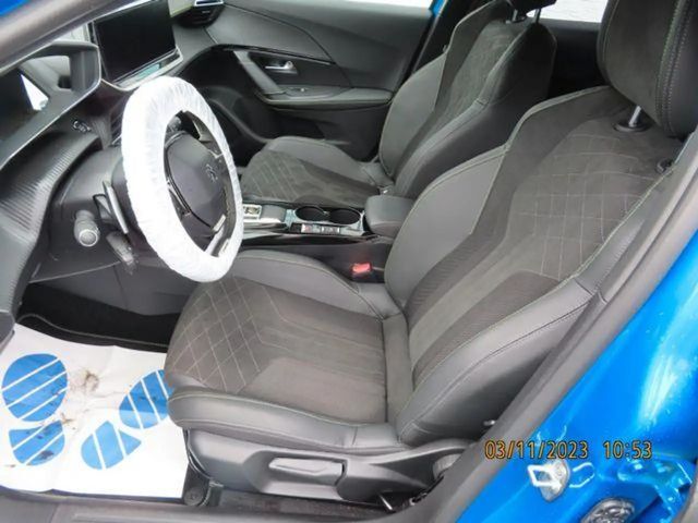 Peugeot 2008 EAT8 GT-Line