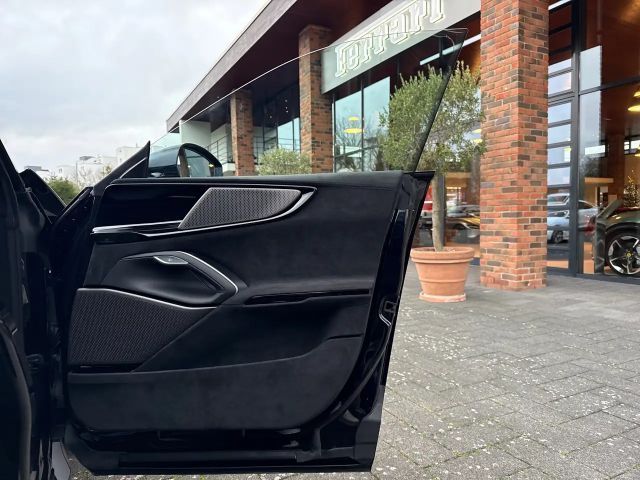 Ferrari Purosangue *Embleme*PDC*Klima*Leder*