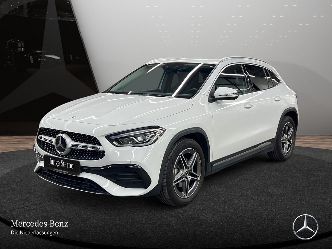 Mercedes-Benz GLA 200 AMG Line