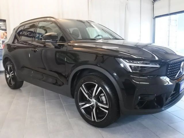 Volvo XC40 Business Dark Plus
