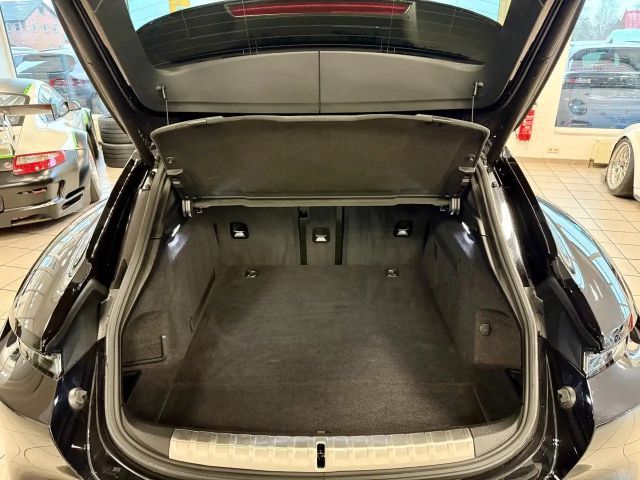 Porsche Taycan GTS Sport Turismo