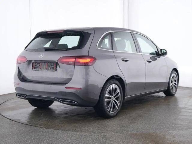 Mercedes-Benz B 180 Progressive