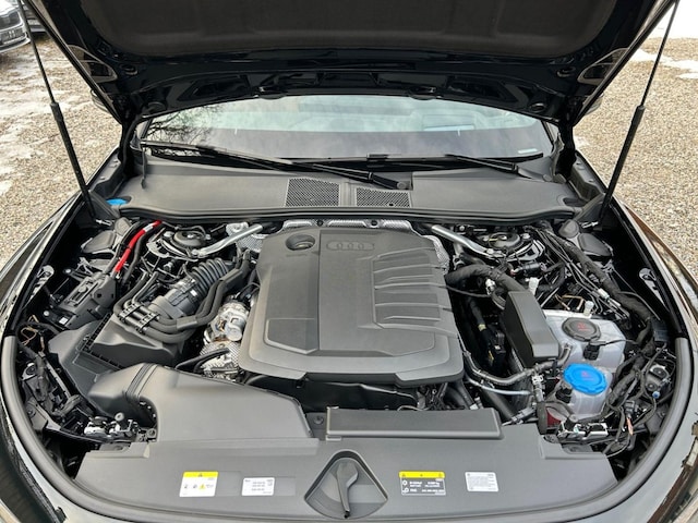 Audi A6 Avant Quattro S-Tronic