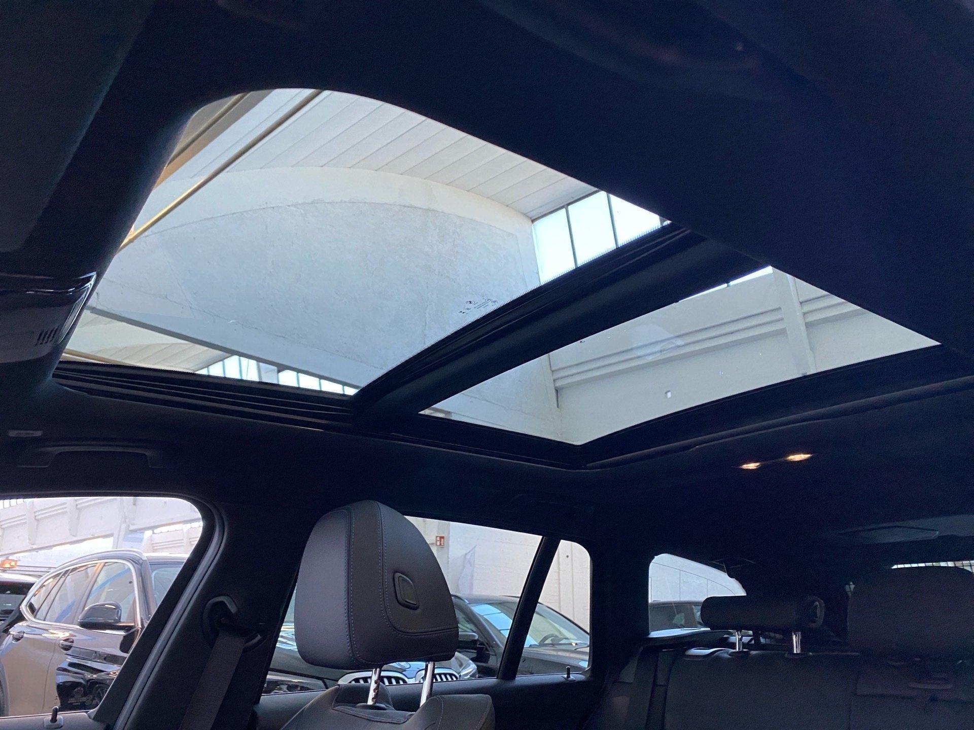 BMW 330 330d Touring xDrive