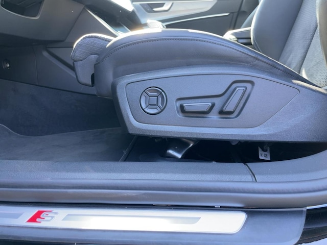 Audi S6 Avant Quattro