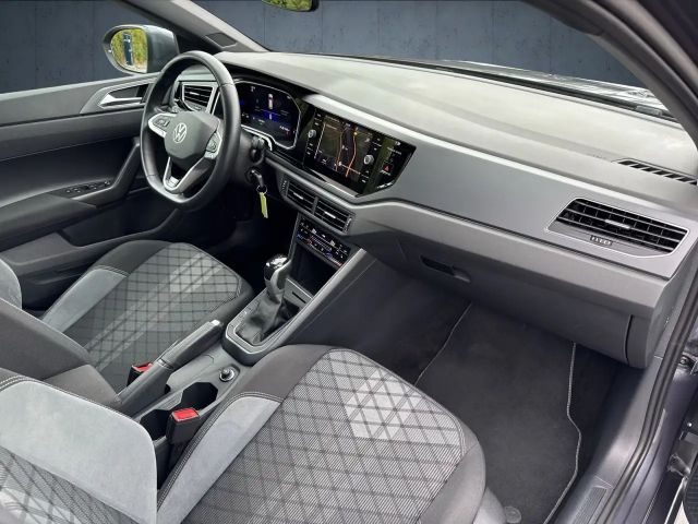 Volkswagen Taigo 1.0 TSI DSG R-Line