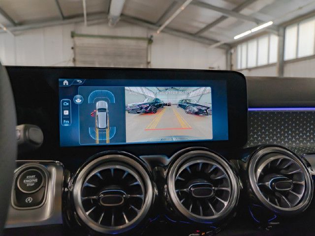 Mercedes-Benz GLB 250 4MATIC