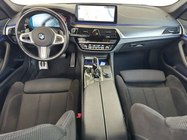 BMW 520 520d M-Sport Touring