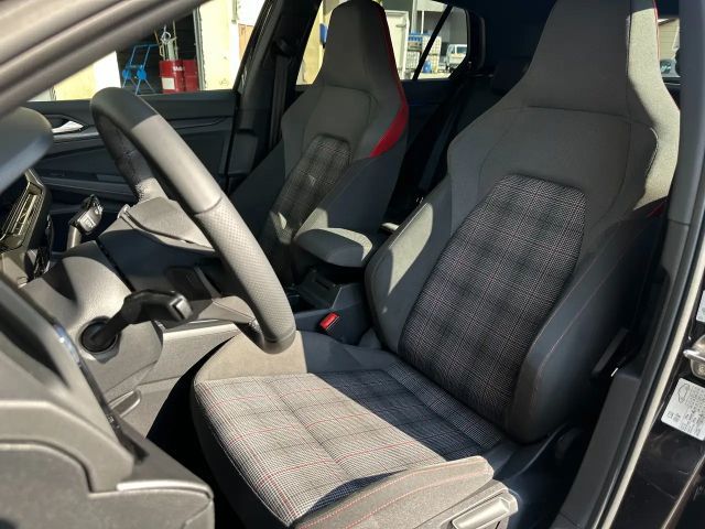 Volkswagen Golf DSG GTI