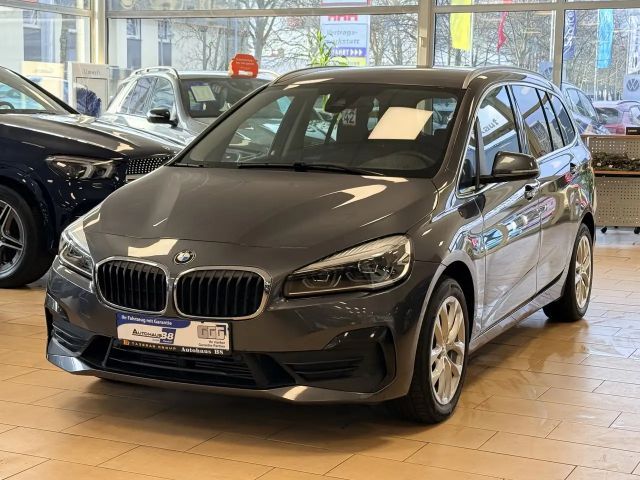 BMW 220 220d Advantage pakket