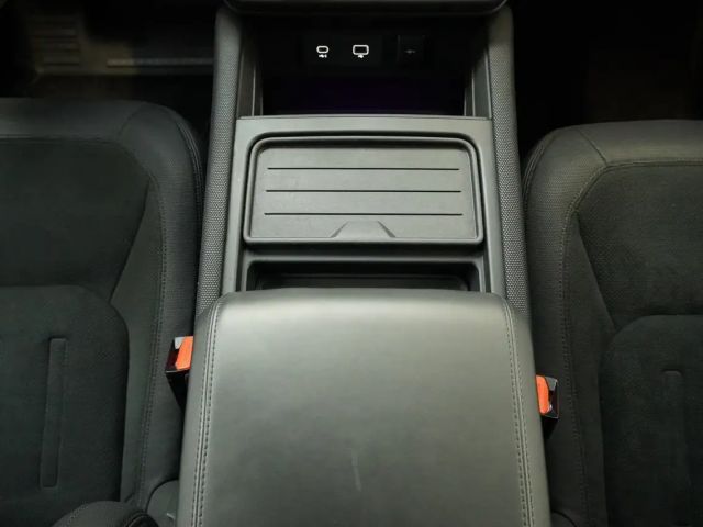 Land Rover Defender V8 Carpathian Edition