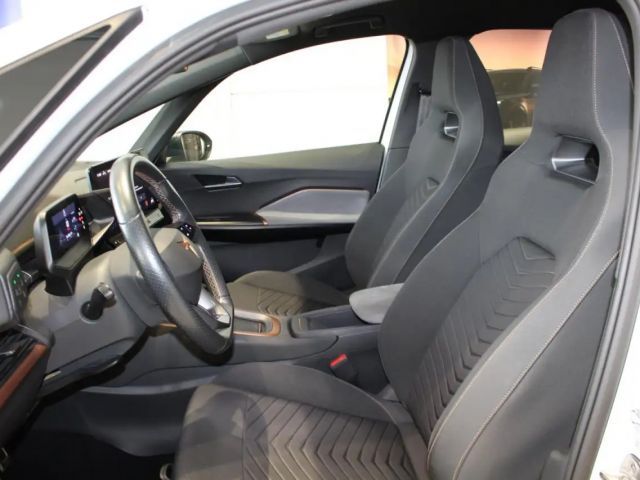 Cupra Born 204PS/62kWh CARPLAY+SHZ+GJR+PDC+LED+KEYLESS Klima