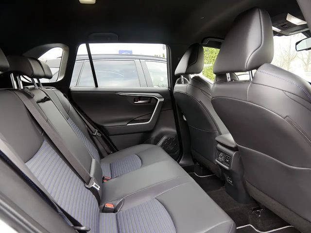 Toyota RAV4 Hybride Style