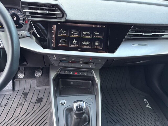 Audi A3 30 TFSI Sportback