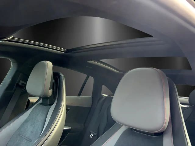 Mercedes-Benz EQE 43 AMG Line Sedan