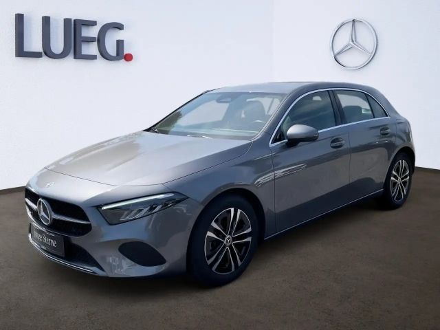 Mercedes-Benz A 180 Progressive
