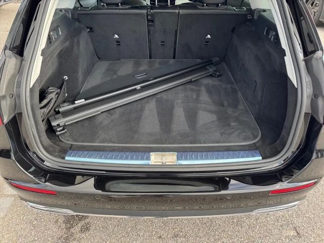 Mercedes-Benz E 200 AVANTGARDE Estate