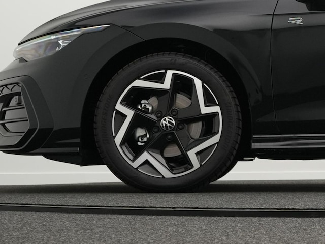 Volkswagen Golf 1.5 eTSI IQ.Drive R-Line