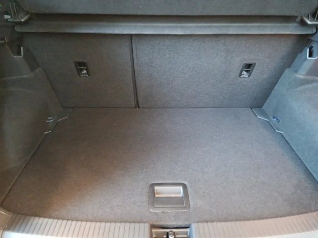 Volkswagen T-Cross 1.5 TSI DSG Style