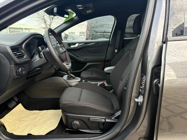 Ford Focus ST Line Wagon