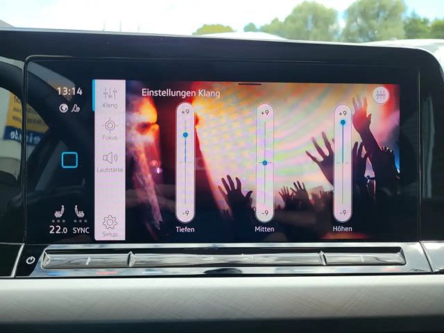 Volkswagen Golf Life